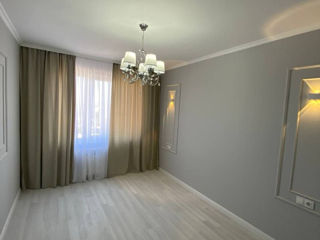 Apartament cu 2 camere, 54 m², Botanica, Chișinău foto 3