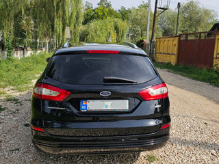 Ford Mondeo foto 6