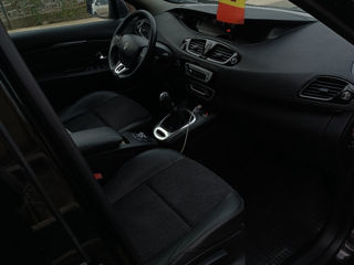 Renault Grand Scenic foto 3