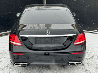 Mercedes E-Class foto 5