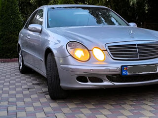 Mercedes E-Class foto 4