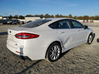 Ford Fusion foto 6