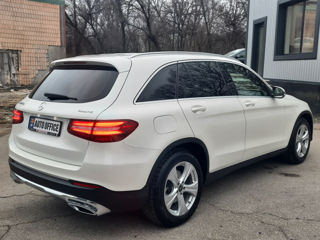 Mercedes GLC foto 4