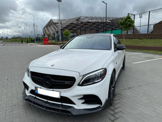 Mercedes C-Class foto 1