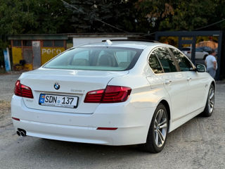 BMW 5 Series foto 4