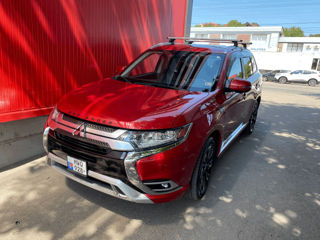 Mitsubishi Outlander foto 2