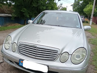 Mercedes E-Class foto 3