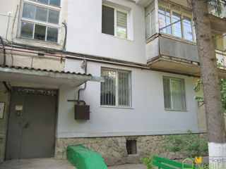 Apartament cu 3 camere, 79 m², Buiucani, Chișinău foto 7