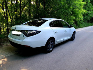 Renault Fluence foto 5