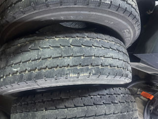 Petlas 3 roti 215/75 r16c