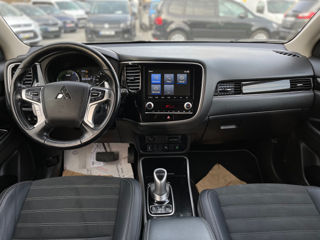 Mitsubishi Outlander foto 12