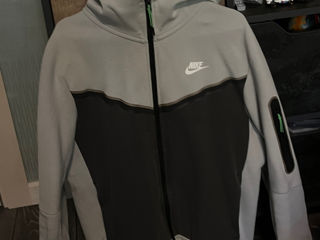 Tech fleece gray nike