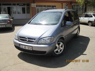 Opel Zafira foto 6