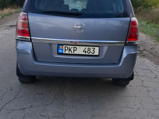 Opel Zafira foto 7