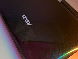 Vând laptop asus