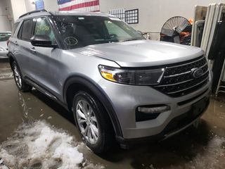 Ford Explorer foto 1