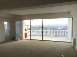 2-rm apt., 138 м², 2/4 fl.