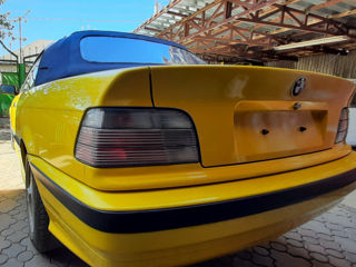 BMW 3 Series foto 2