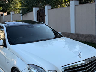 Mercedes E-Class foto 4