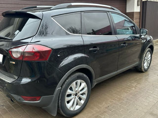 Ford Kuga foto 3