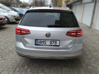 Volkswagen Passat foto 5