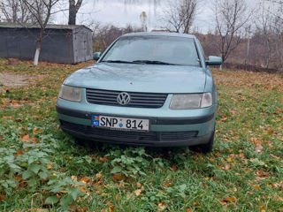 Volkswagen Passat foto 2