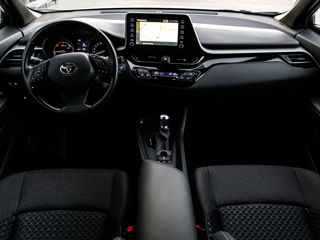 Toyota C-HR foto 7