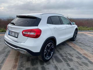 Mercedes GLA foto 7