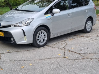 Toyota Prius + foto 4