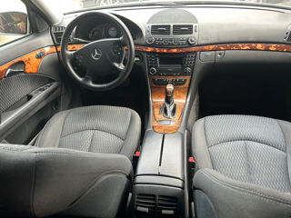 Mercedes E-Class foto 9