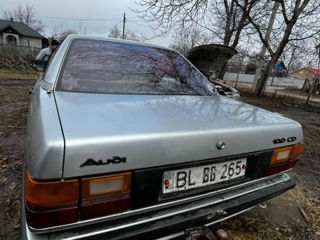 Audi 100 foto 3