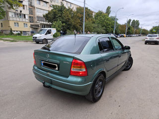 Opel Astra foto 4