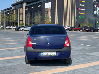 Dacia Logan foto 4