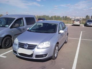 Volkswagen Jetta foto 1