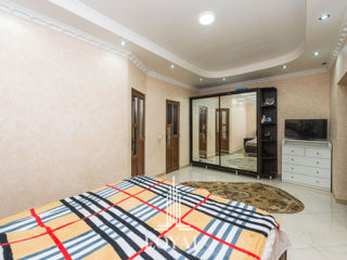 Apartament cu 3 camere, 65 m², Centru, Chișinău foto 3