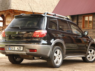 Mitsubishi Outlander foto 4