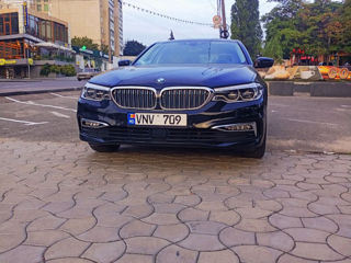 BMW 5 Series foto 2