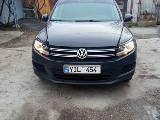 Volkswagen Tiguan foto 2