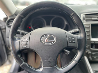 Lexus IS Series foto 7