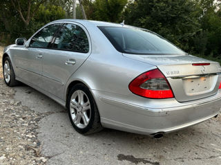 Mercedes E-Class foto 3