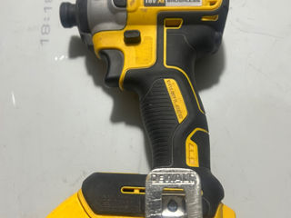 Perforator Dewalt foto 5