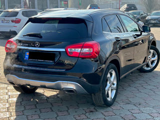 Mercedes GLA foto 4