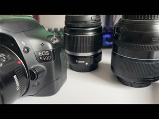 Canon EOS 550D foto 3