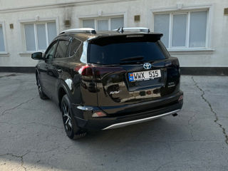 Toyota Rav 4 foto 4