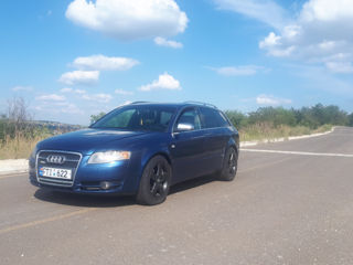 Audi A4 foto 1