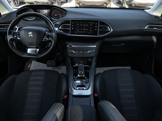 Peugeot 308 foto 6