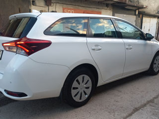 Toyota Auris foto 5