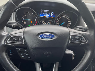 Ford Focus foto 4