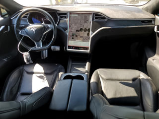 Tesla Model S foto 9