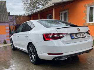 Skoda Superb foto 5